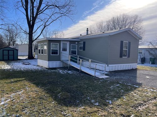 7 Bernwood Dr, McKean, PA, 16426-1345 | Card Image