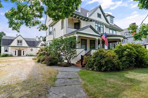 124 Elm St, Bennington, VT, 05201-2232 | Card Image