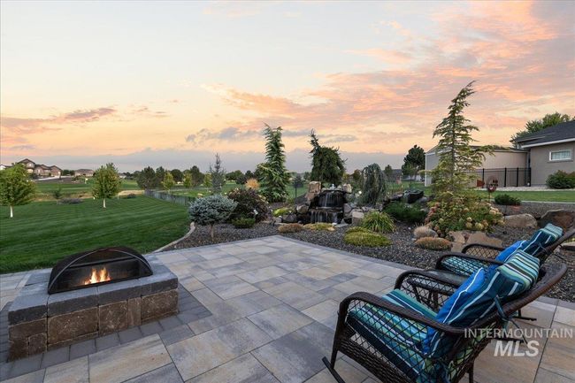 22962 Signature Pointe Ln, House other with 4 bedrooms, 3 bathrooms and 4 parking in Wilder ID | Image 4