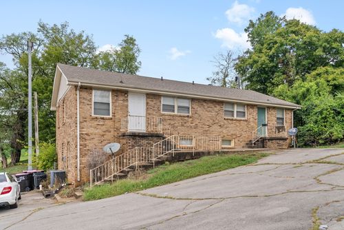 apt-d-211 N 5th St, CLARKSVILLE, TN, 37040-3268 | Card Image