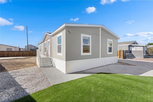 6115 Berthelot Ln, Las Vegas, NV, 89122-7635 | Card Image