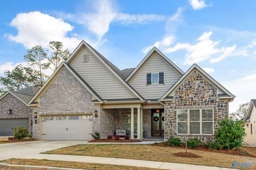 8 Thicket Grove Circle Sw, Huntsville, AL, 35803 | Card Image