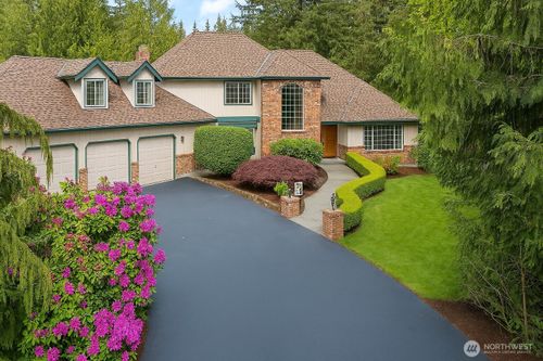 18118 236th Ave Ne, Woodinville, WA, 98077-6767 | Card Image