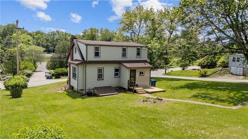 707 Hamil Rd, Verona, PA, 15147-2945 | Card Image