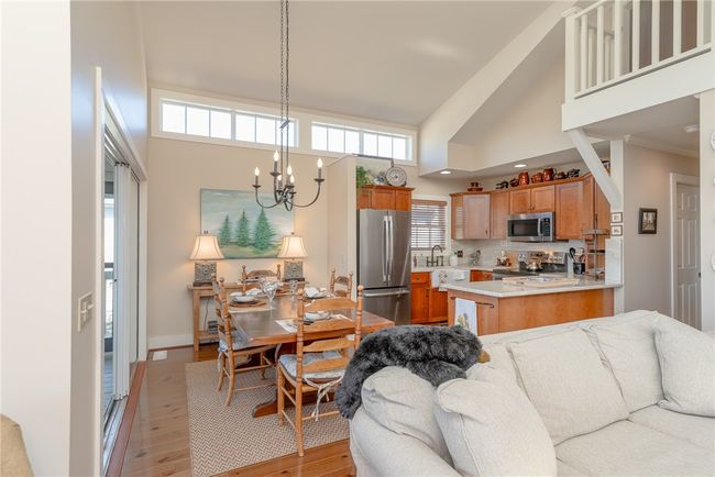 Open Floor Plan | Image 13