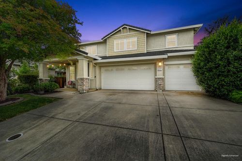 817 Sheffield Ln, Lincoln, CA, 95648-2941 | Card Image