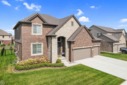 24487 Brookshire Dr, Macomb, MI, 48042-4778 | Card Image