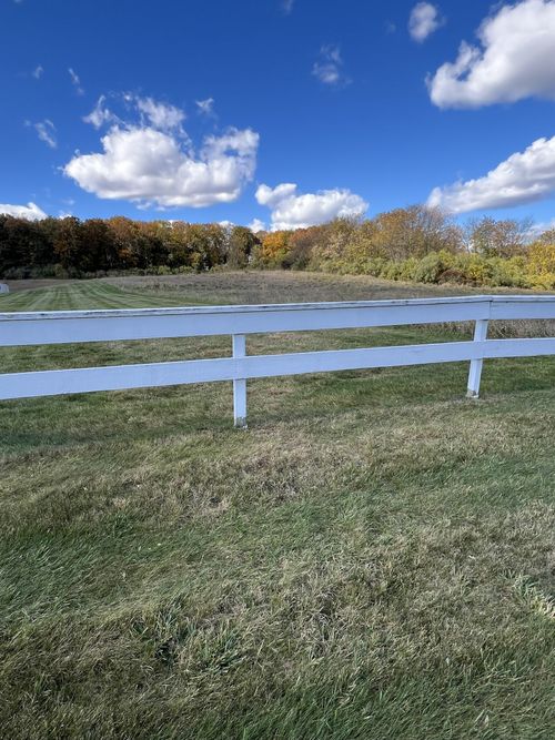 192 Pickett District Rd, New Milford, CT, 06776-4415 | Card Image