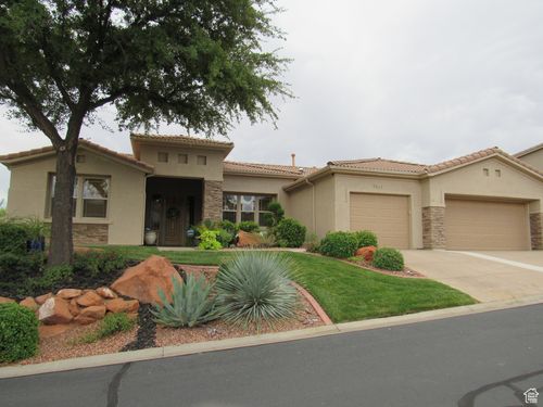 1361 Red Butte Dr, Washington, UT, 84780-8519 | Card Image