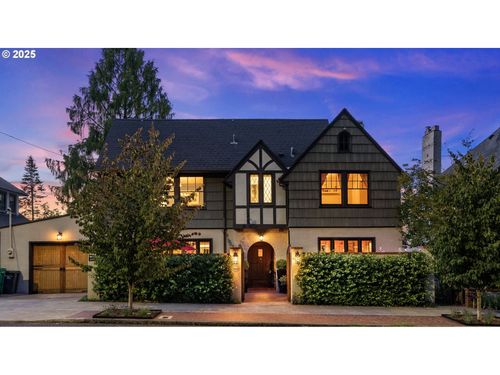 2939 Nw Cornell Rd, Portland, OR, 97210-2742 | Card Image