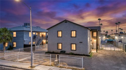 1715 Santa Paula Drive, Las Vegas, NV, 89104 | Card Image