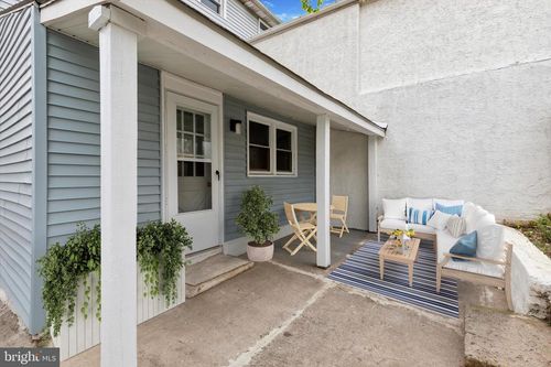 463 New Elm St, CONSHOHOCKEN, PA, 19428-3600 | Card Image