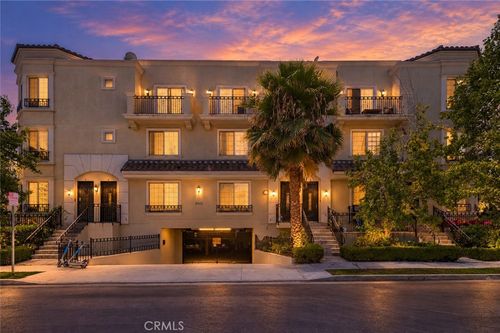 8-3501 Tilden Ave, LOS ANGELES, CA, 90049-3206 | Card Image