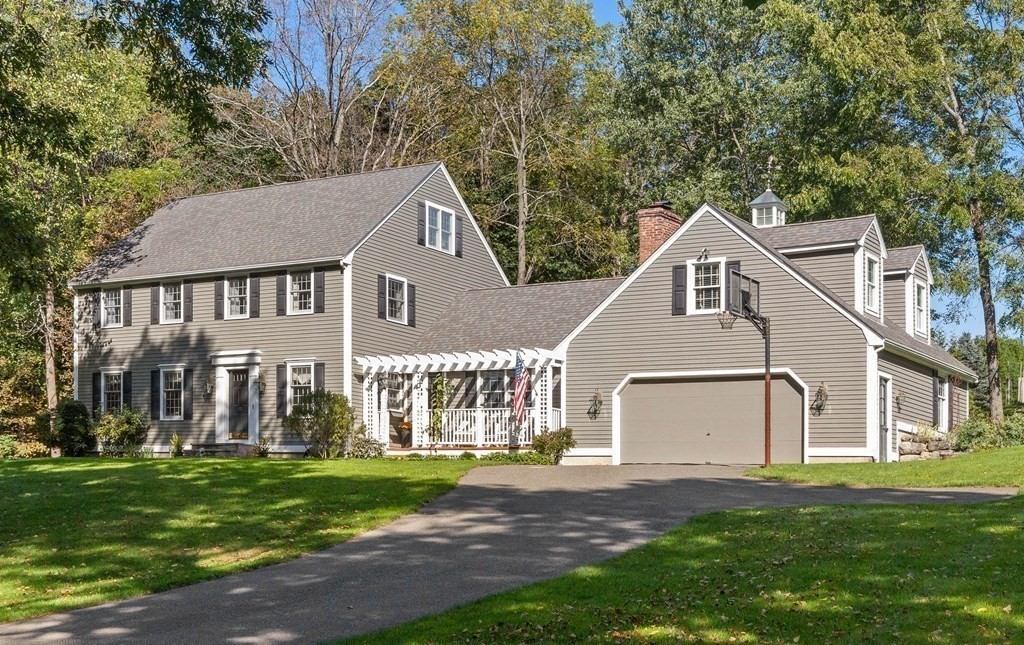 Wenham Rd, Topsfield, MA 01983