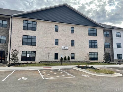 apt-206-1300 Stoney Ridge Blvd, Forest, VA, 24551-4993 | Card Image