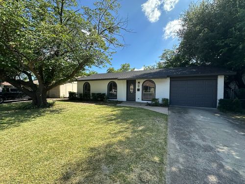 3913 Cambridge Dr, Garland, TX, 75043-2421 | Card Image
