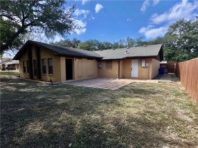 106 Flournoy, House other with 3 bedrooms, 2 bathrooms and null parking in Odem TX | Image 2