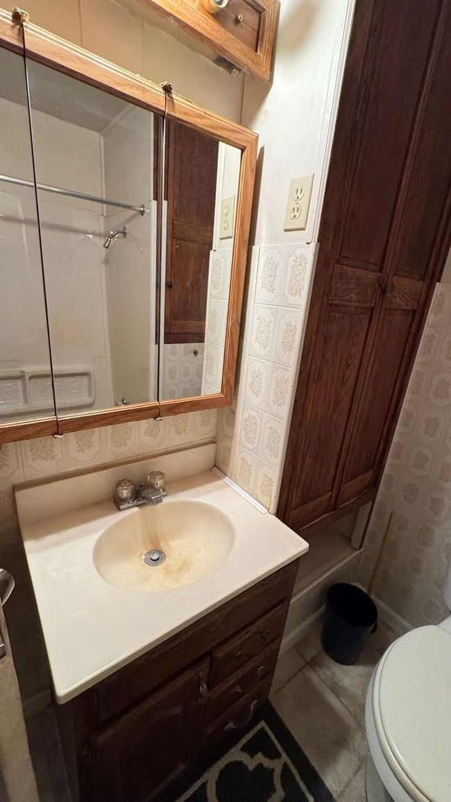 8075 Almont Rd, House other with 4 bedrooms, 1 bathrooms and null parking in Almont MI | Image 11