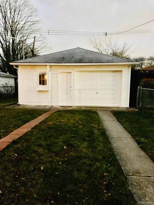 7250 Stahelin Ave, Detroit, MI, 48228-3308 | Card Image