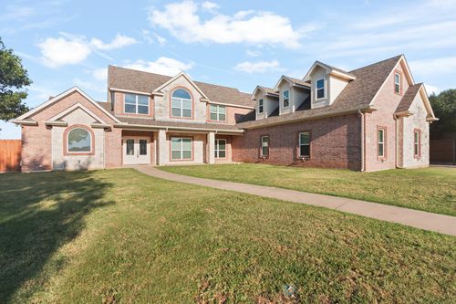 2008 Natchez Ct, Cleburne, TX, 76033-5975 | Card Image