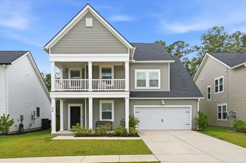 94 Red Bluff St, Summerville, SC, 29483-8222 | Card Image