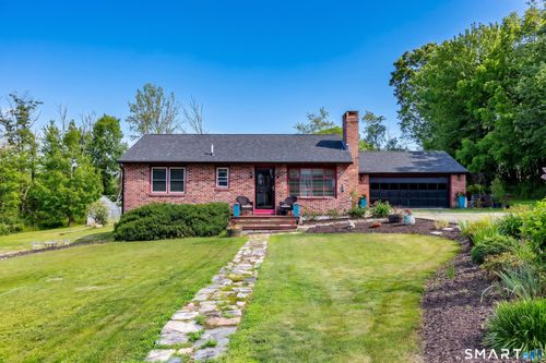 66 Isaiah Smith Ln, Morris, CT, 06763-1506 | Card Image