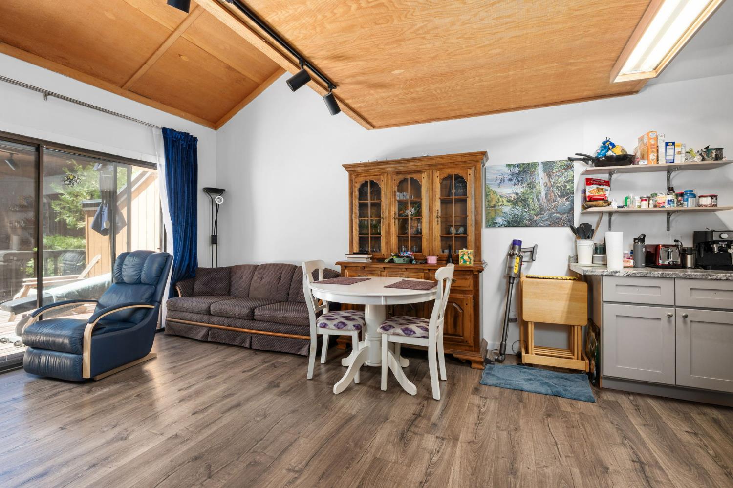 Residential in Shaver Lake 5
