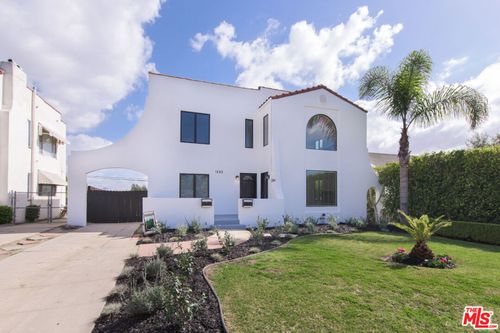 1242 S Hudson Ave, Los Angeles, CA, 90019-3011 | Card Image
