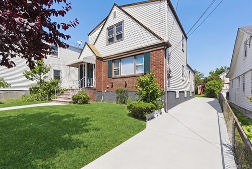 146-25 177th Street, New York, NY, 11434 | Card Image
