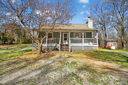 1387 Red Hill Rd, Scottsville, KY, 42164-8409 | Card Image