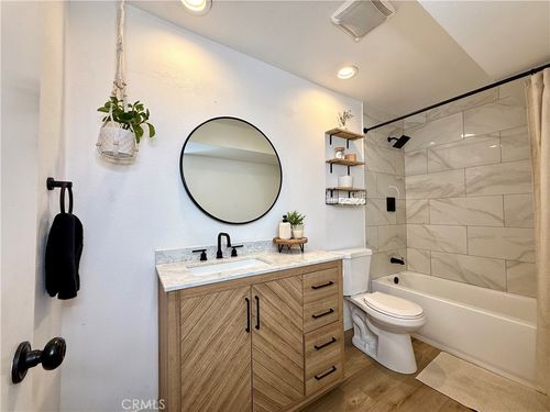 9116 Marina Pacifica Dr N, Long Beach, CA, 90803 | Card Image