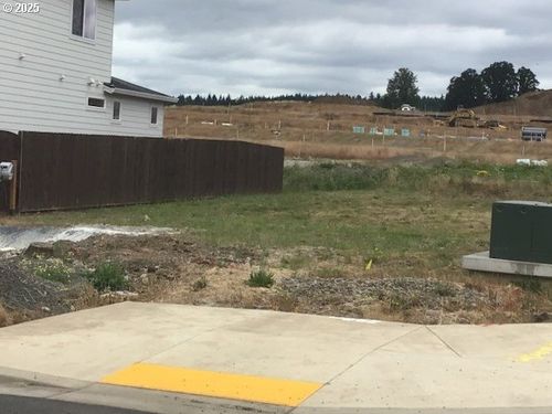 12005 Sw Silvertip St, Beaverton, OR, 97007-3081 | Card Image