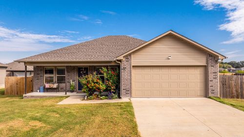 19 Lilly Ann Ct, Ward, AR, 72176-8040 | Card Image