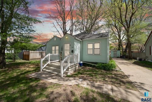 108 Pine St Street, Vermillion, SD, 57069 | Card Image