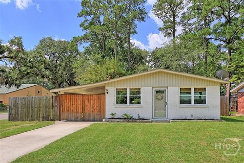 2332 Bona Bella Ave, Savannah, GA, 31406-2306 | Card Image