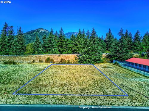 93 E Cascade Dr, North Bonneville, WA, 98639-4607 | Card Image