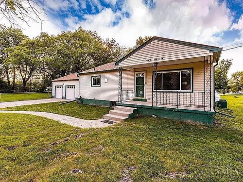 6467 Smith Rd, Loveland, OH, 45140-8725 | Card Image