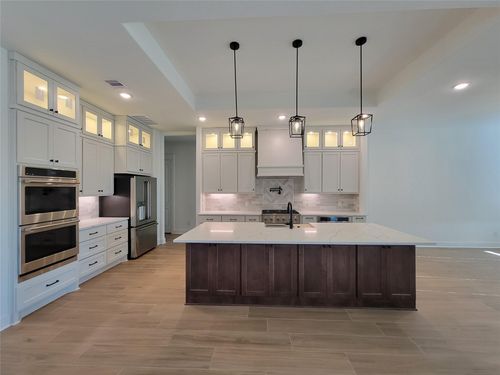 64 Carmel Ct, Montgomery, TX, 77356-8466 | Card Image