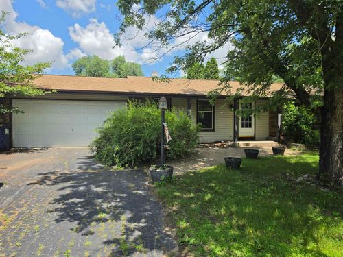 5828 Fry Drive, Roscoe, IL, 61073 | Card Image