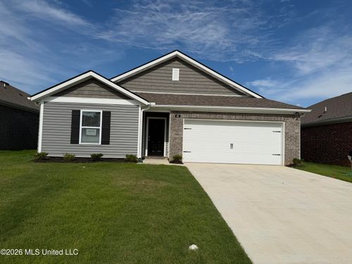 45 Thorn Tree St, Byhalia, MS, 38611-1110 | Card Image