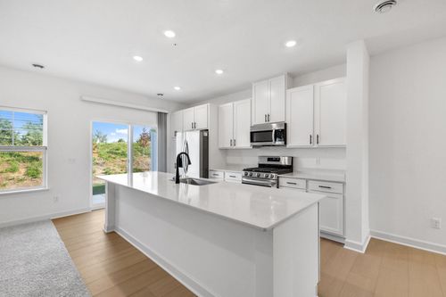 182 Huntington Dr, Waconia, MN, 55387-5520 | Card Image