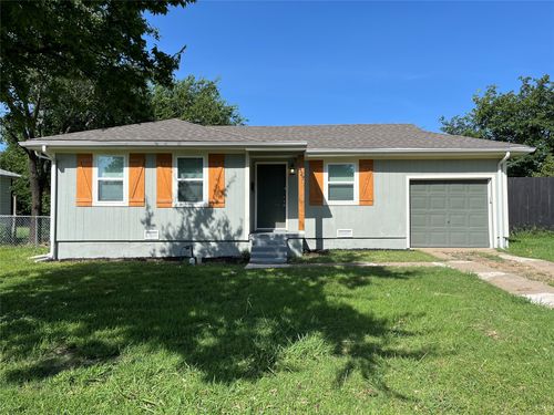 427 Ne 38th St, Grand Prairie, TX, 75050-4623 | Card Image