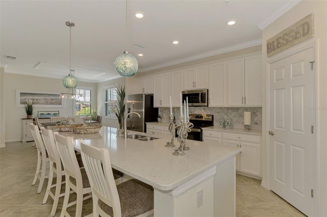 UNIT-201 - 12590 Ghiberti Cir, Condo with 3 bedrooms, 2 bathrooms and null parking in VENICE FL | Image 20