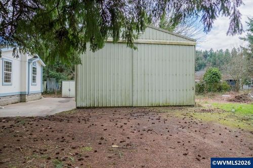 905 Mountain View Rd, Sweet Home, OR, 97386-2820 | Card Image