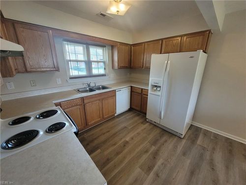812 Huntly Drive, Chesapeake, VA, 23320 | Card Image