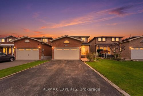 128 Kaiser Dr, Woodbridge, ON, L4L3V4 | Card Image