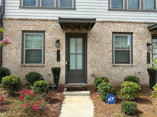 2676 Caruso Way, Atlanta, GA, 30339-2457 | Card Image