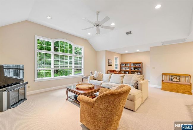 304 Briarwood Dr, House other with 3 bedrooms, 4 bathrooms and null parking in Wyckoff NJ | Image 34