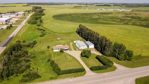 38310 Highway 596, Red Deer County, AB, T4E1T3 | Card Image
