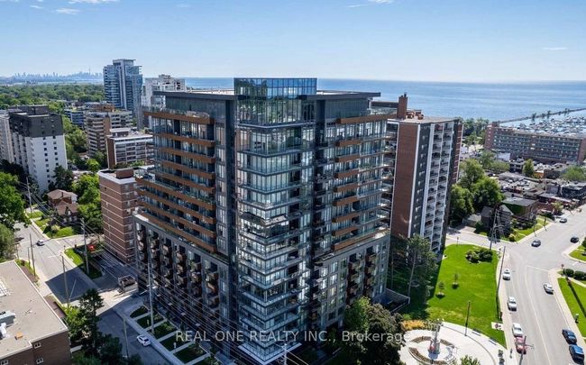 215 - 21 Park St E, Condo with 2 bedrooms, 2 bathrooms and null parking in Mississauga ON | Image 35